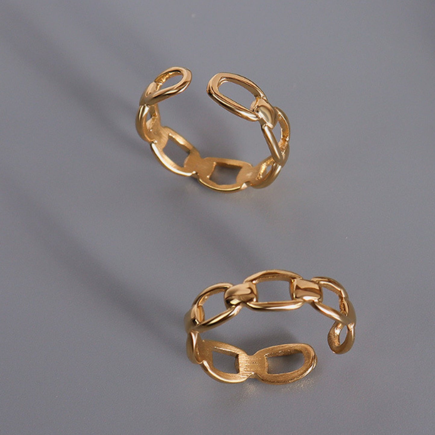 Megan Chainlink Ring